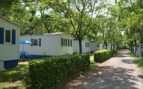 Camping Village Città Di Milano 4*